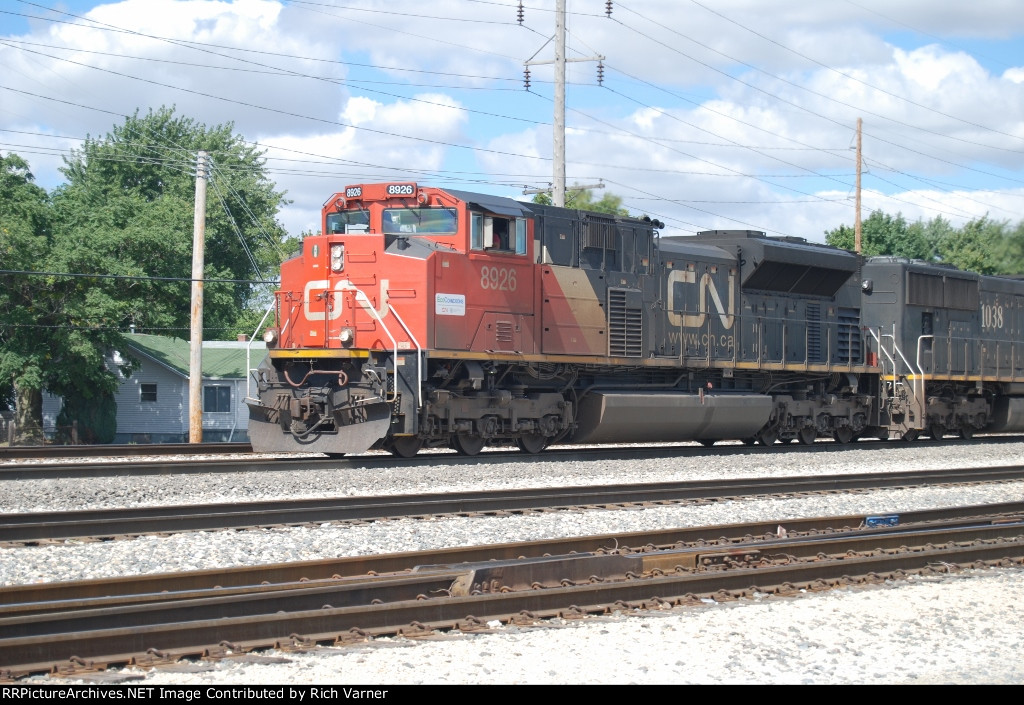 CN 8926